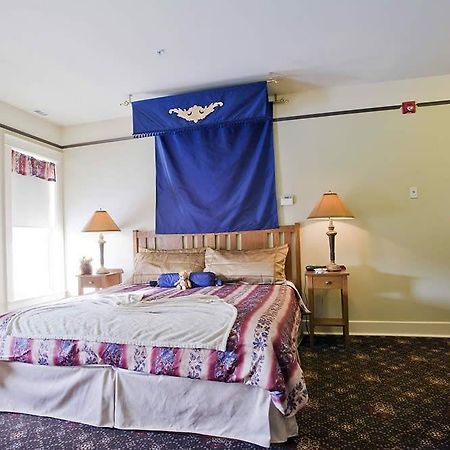 Selkirk Hotel เอดมันตัน ภายนอก รูปภาพ