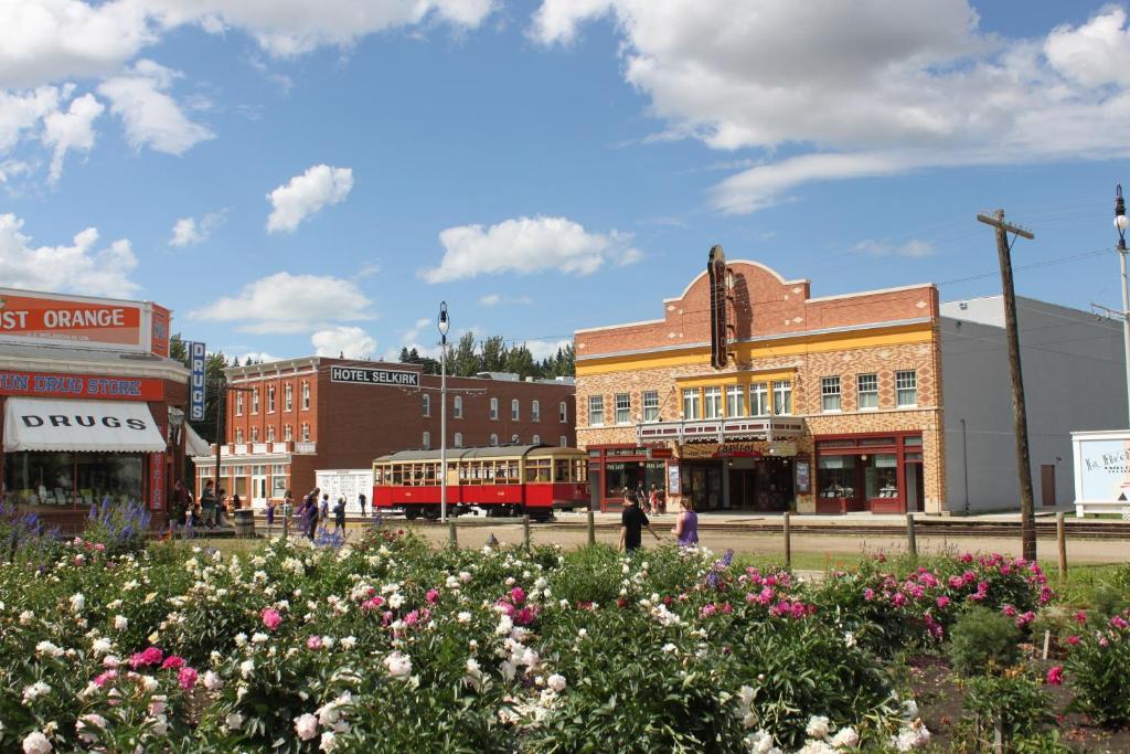 Selkirk Hotel เอดมันตัน ภายนอก รูปภาพ