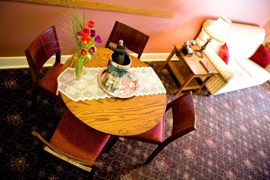 Selkirk Hotel เอดมันตัน ห้อง รูปภาพ