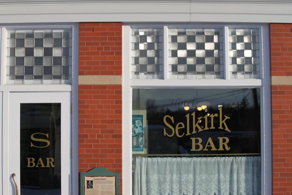 Selkirk Hotel เอดมันตัน ภายนอก รูปภาพ