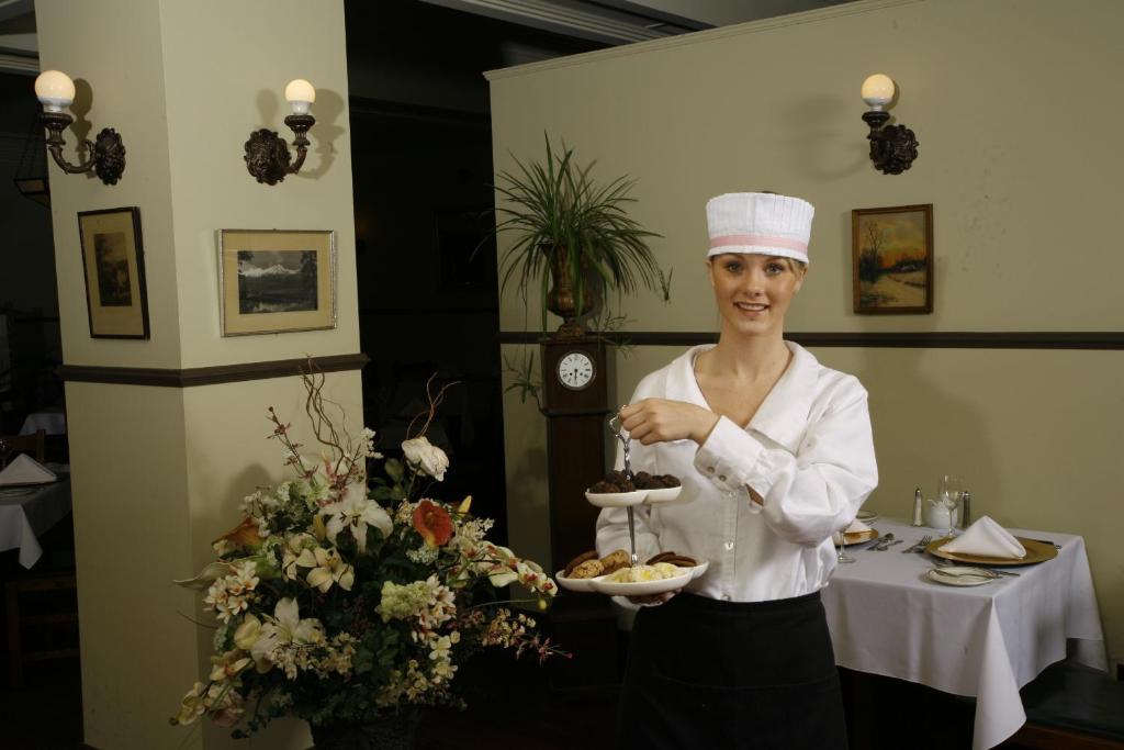 Selkirk Hotel เอดมันตัน ภายนอก รูปภาพ