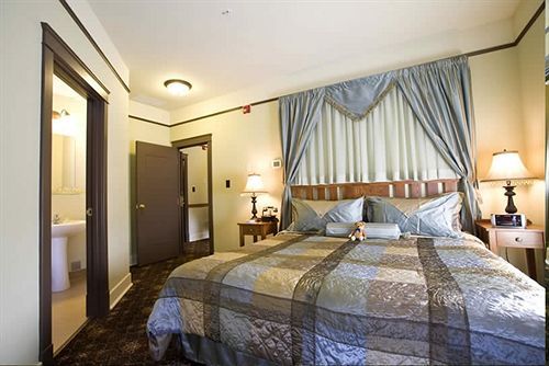 Selkirk Hotel เอดมันตัน ภายนอก รูปภาพ